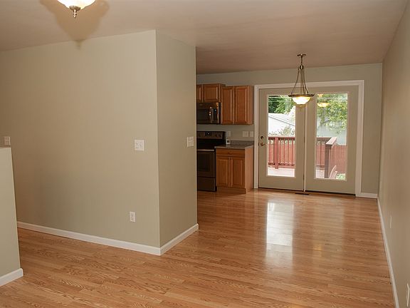 5th image of 2217 Shasta Dr