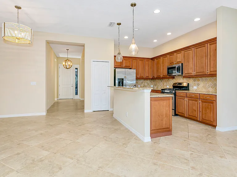 7214 Belleisle Gln — Photo 24