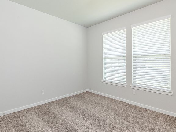 5th image of 7714 Kenora Way