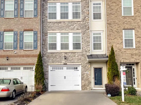 12367 Sandstone St, Waldorf, MD 20601