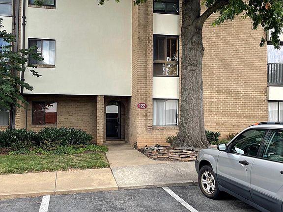 2nd image of 122 Monroe St APT 302