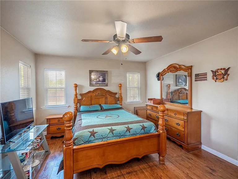 691 Tamarack Dr — Photo 22