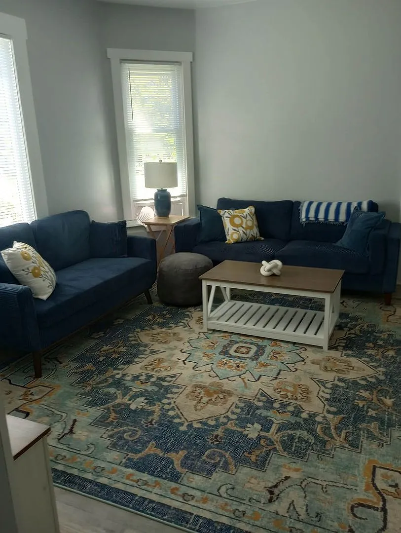 1344 Oakes St Duplex — Photo 3