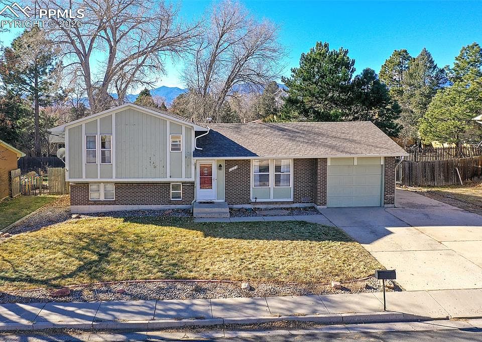 1st image of 4622 Sprucewood Dr