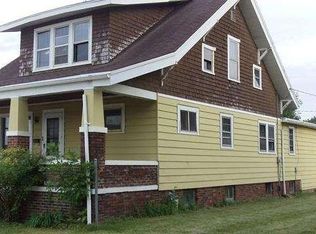 1707 Garden Ct, Sheboygan, WI 53081