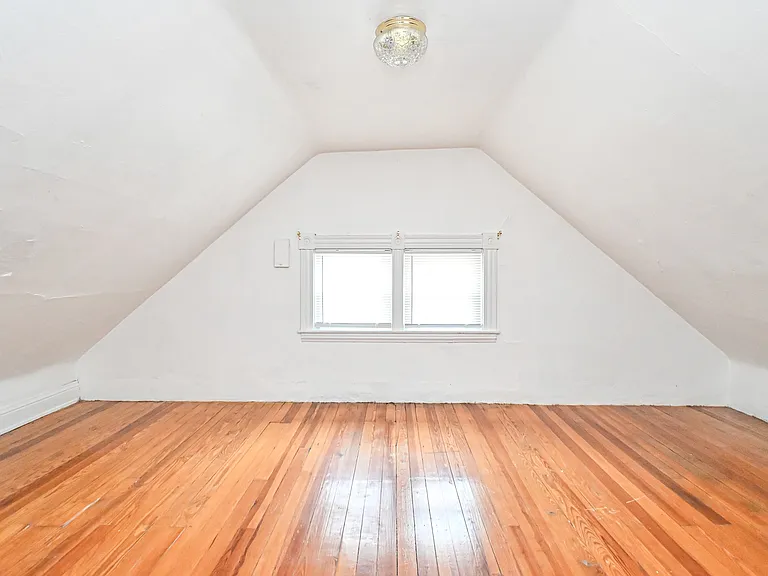 4221 Bell St — Photo 37