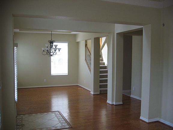 5th image of 10301 Marchmont Ct