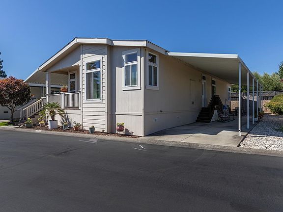 4th image of 6468 Washington Street #223