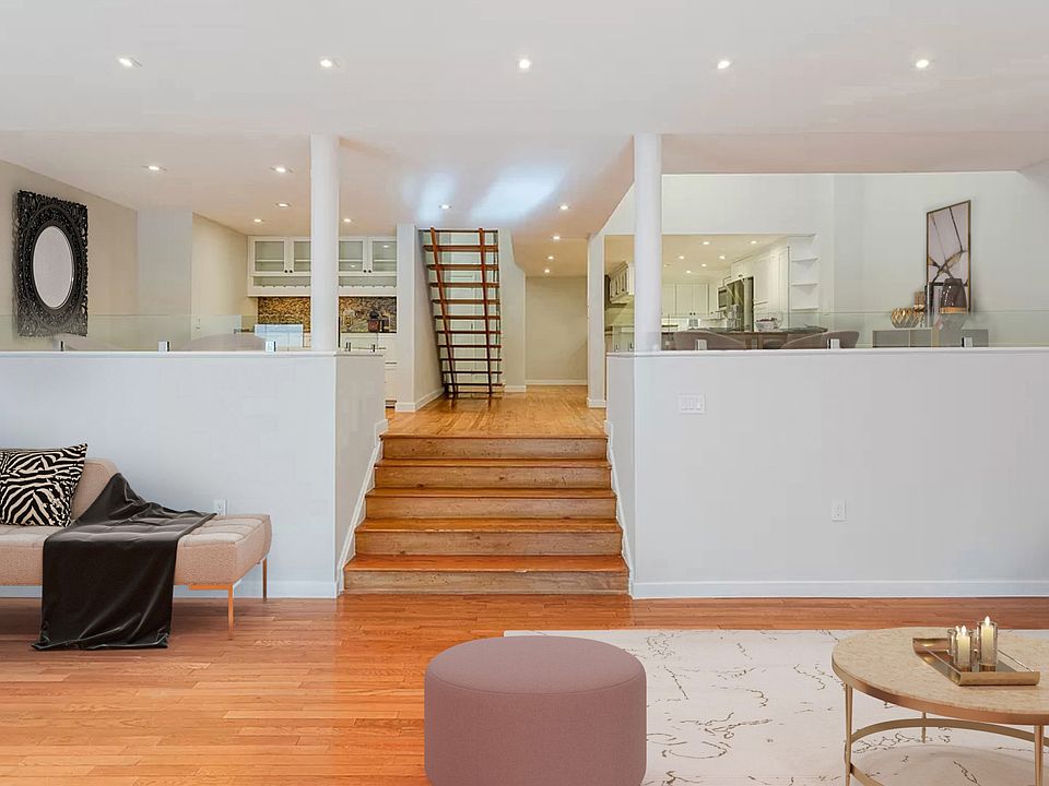 1st image of 135 W 70th St APT 4G