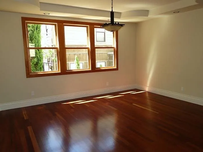7023 Broadway Ter — Photo 15
