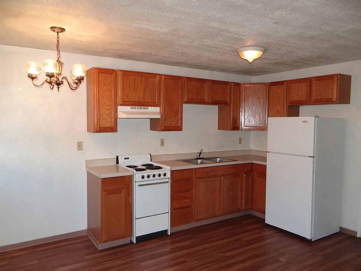 Building Photo - 35 Wedgewood Dr