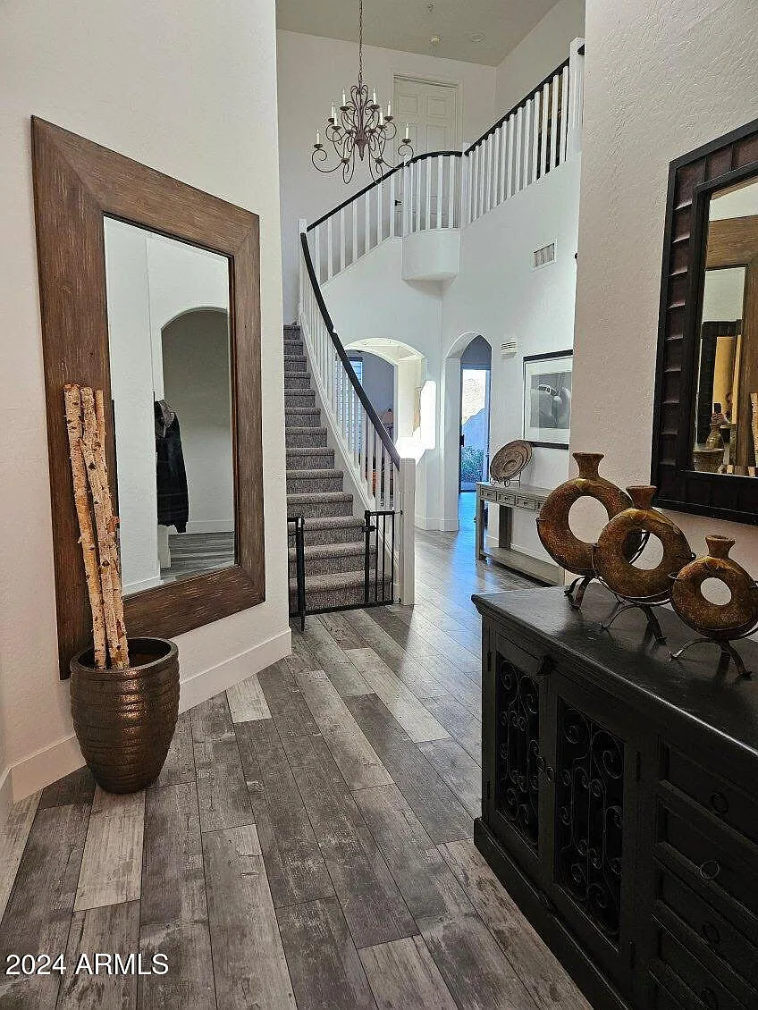 2 bed, 2.5 bath, 2008 sqft, $3,500 — Photo 3
