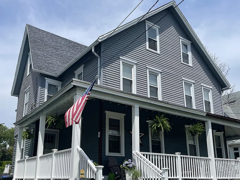 205 S Church St — Photo 1