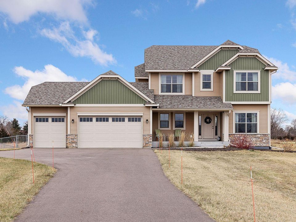 1st image of 555 Wildberry Dr