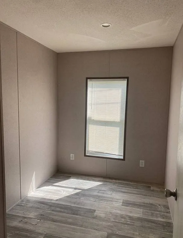 3 bed, 2.0 bath, 1024 sqft, $875 — Photo 3