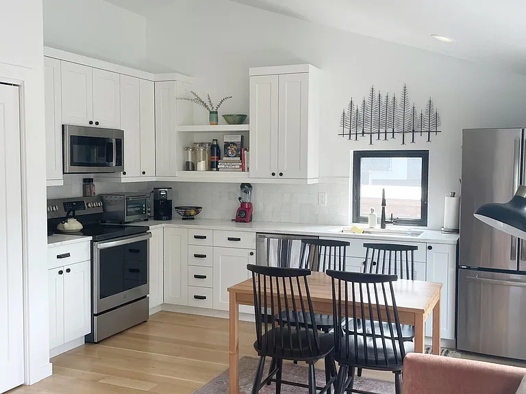 4198 1/2 N Winona Ct — Photo 4