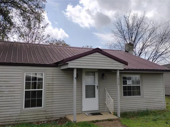 1413 E 5th St, Kennett, MO 63857