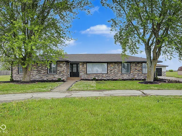 2612 E Michigantown Rd, Frankfort, IN 46041