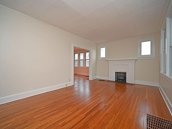 3rd image of 4120 Saint Martins Pl