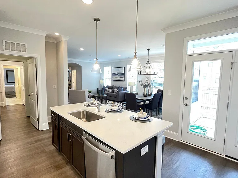 10018 Tuckers Walk Ct NW — Photo 7