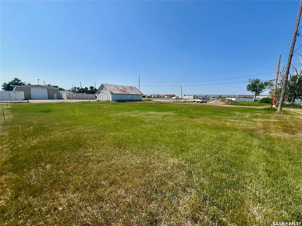 1st image of 209 Coteau STREET