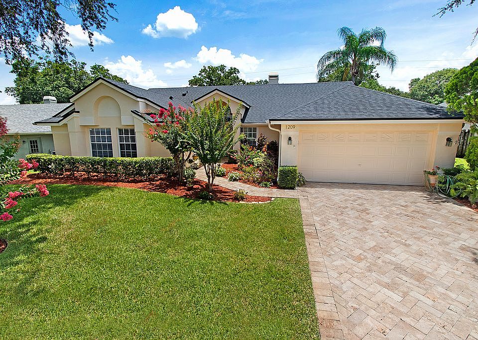 Beautiful home!
