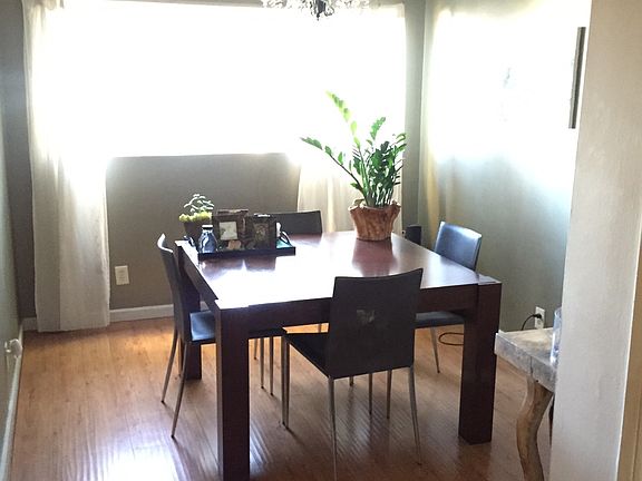 5th image of 1520 N Hayworth Ave APT 6