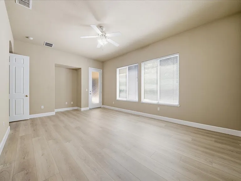 4319 Cadee Ct — Photo 22