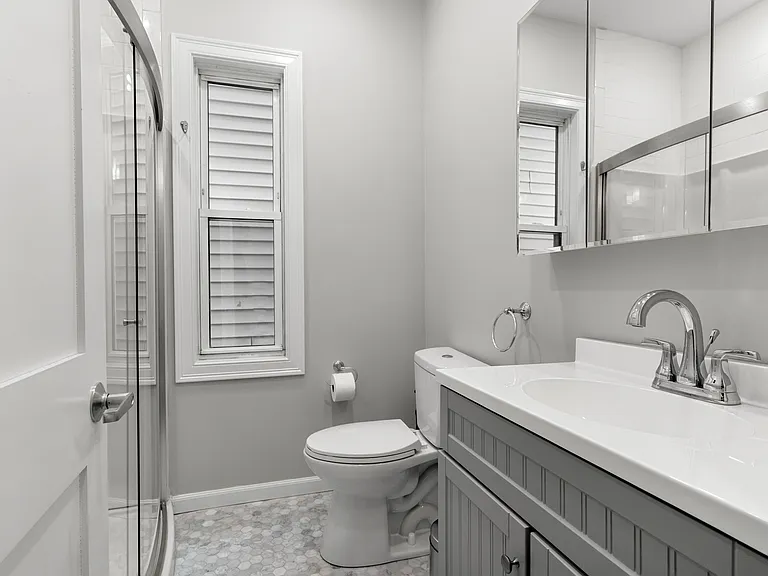 36 Emerson St #6 — Photo 3