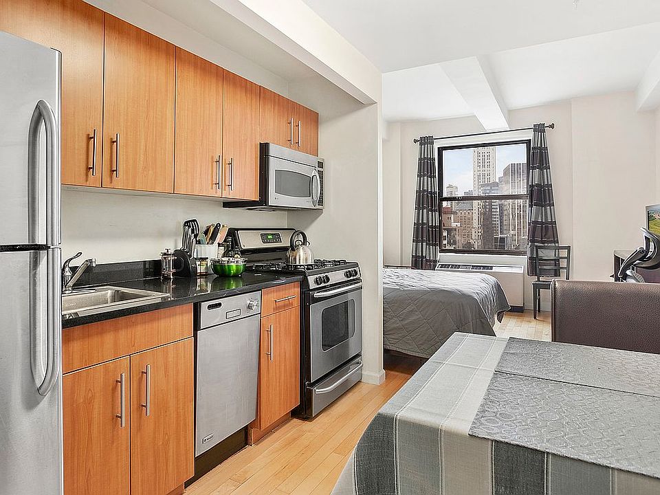 1st image of 20 West St APT 34F
