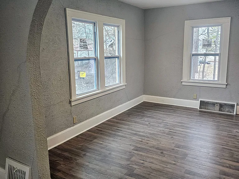 1306 Auburn Ct — Photo 6