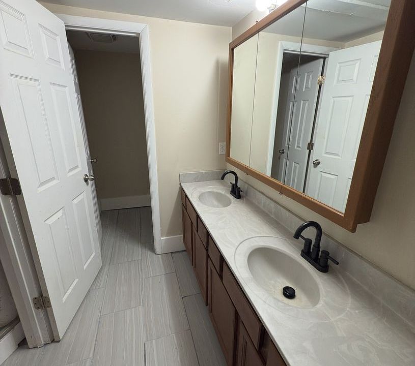 1st image of 223 S McKinley Ave