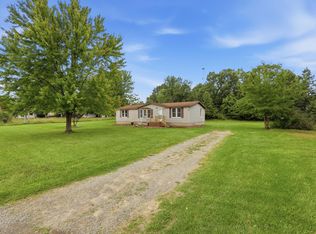 9949 Ten Mile Rd NE, Rockford, MI 49341