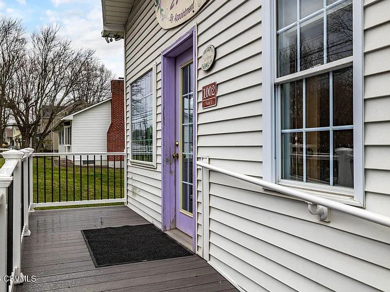 1002 Bloom Rd #1 — Photo 4