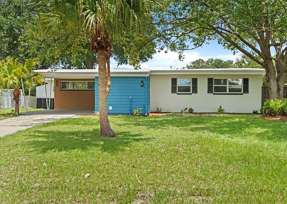 1st image of 10221 N FLEETWOOD DRIVE