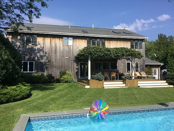 4th image of 13 Bayview Dr