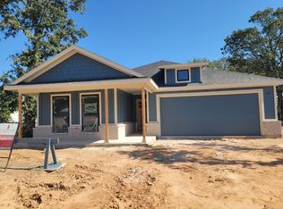 400 Peace Lily Way, Tolar, TX 76476