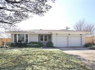 8879 Larchwood Dr, Dallas, TX 75238