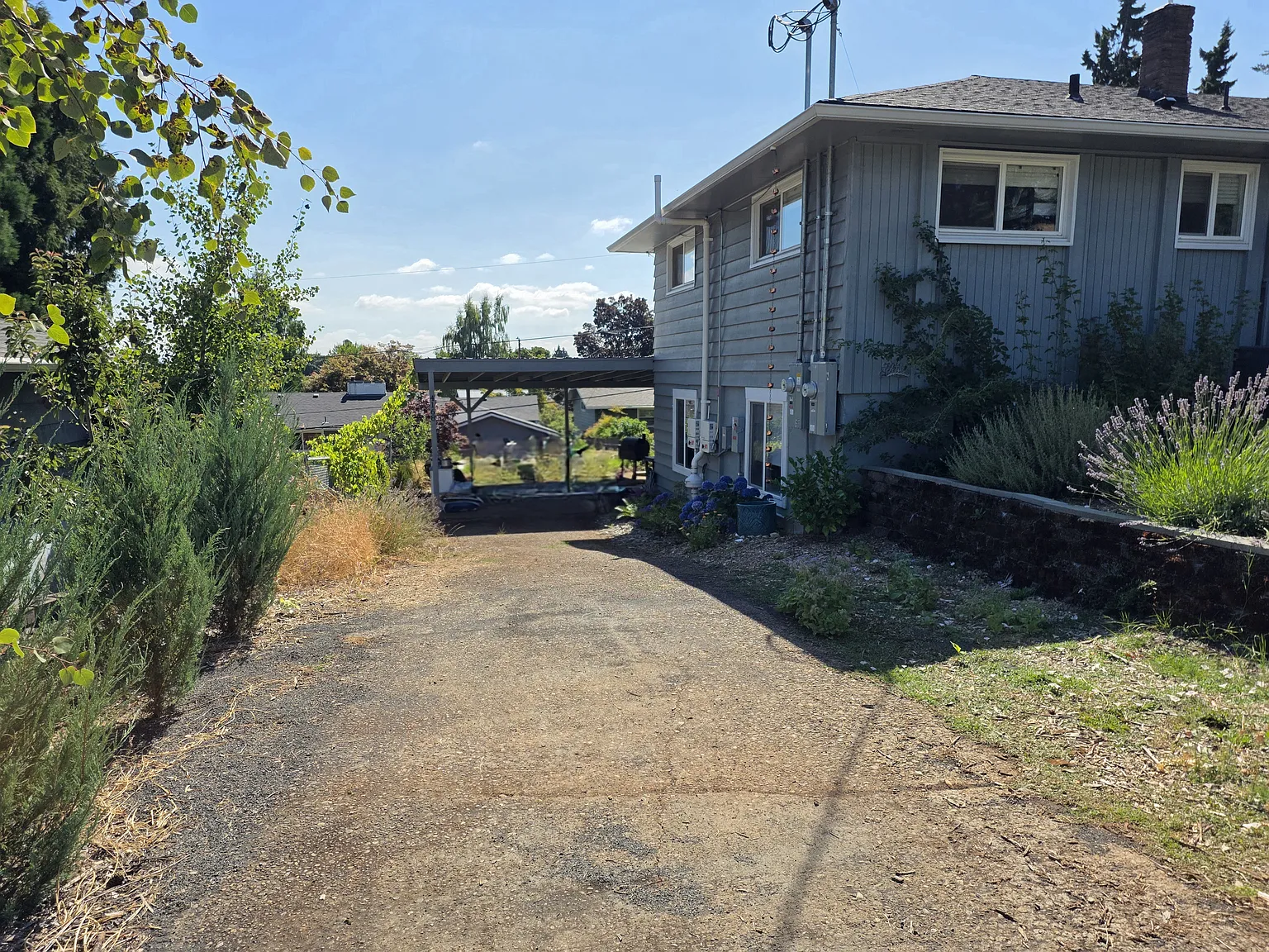 2 bed, 1200 sqft, $1,995 — Photo 2