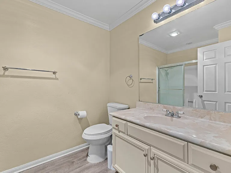 2648 Alpine Blvd #A — Photo 24