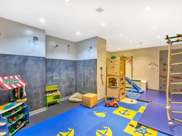99 John Street 425 image 21 of 22