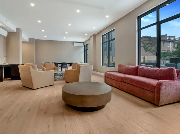 875 4th Avenue image 13 of 18