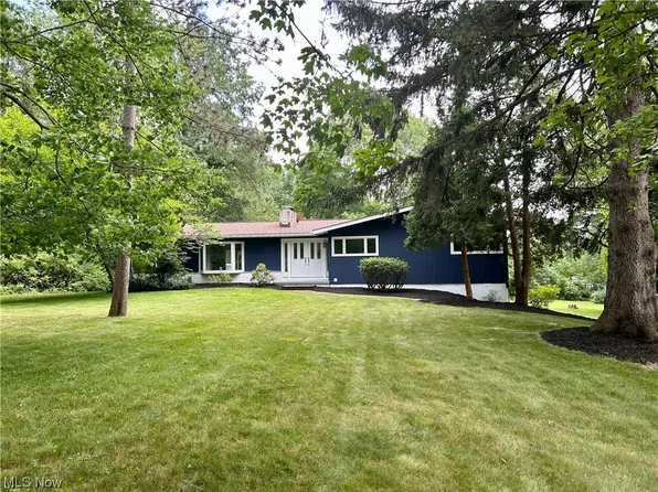 3340 Barrett Rd, Akron, OH 44333