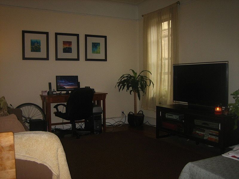 2nd image of 3008 Broadway Ste 2