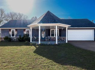 157 Nancye Reeder Dr, Munford, TN 38058