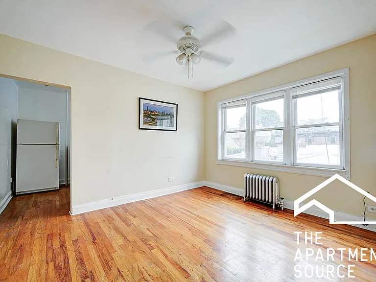 4409 N Kenneth Ave #2A — Photo 4