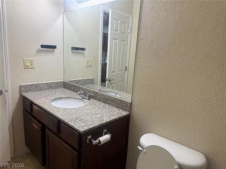 5350 River Glen Dr #298 — Photo 6