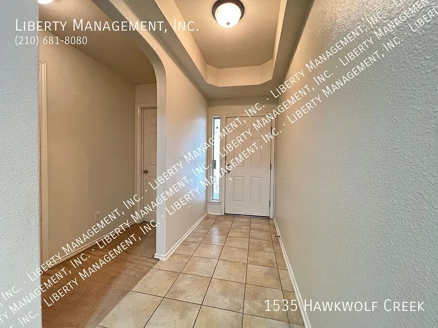 Beautiful one story home in a cul-de-sac — Photo 2