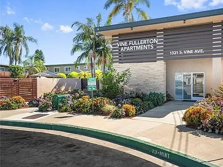 Vine Fullerton Apartments — Photo 14