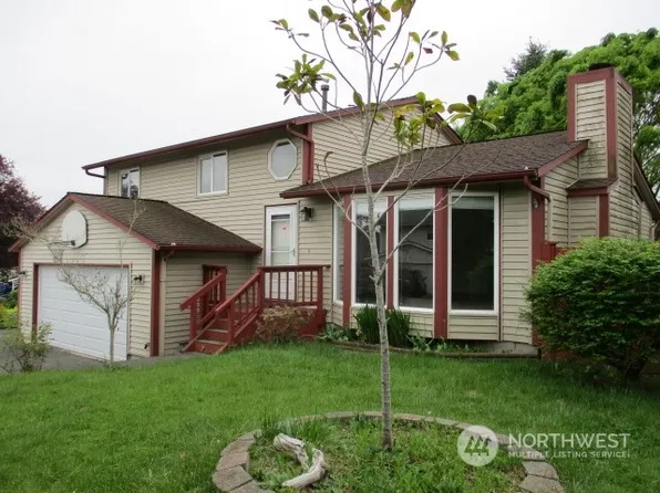 27356 Village Place NW, Stanwood, WA 98292